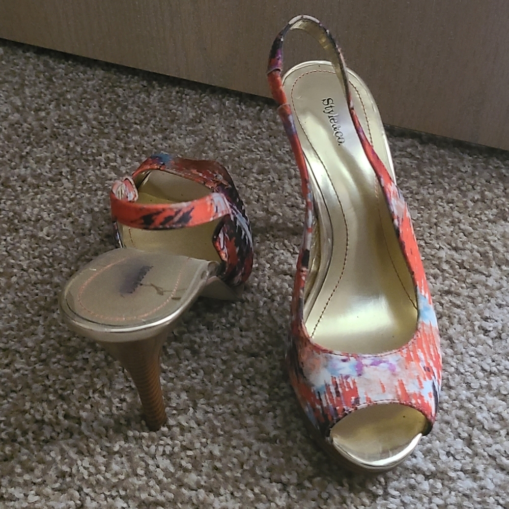 Multicolor heels - Picture 3 of 3